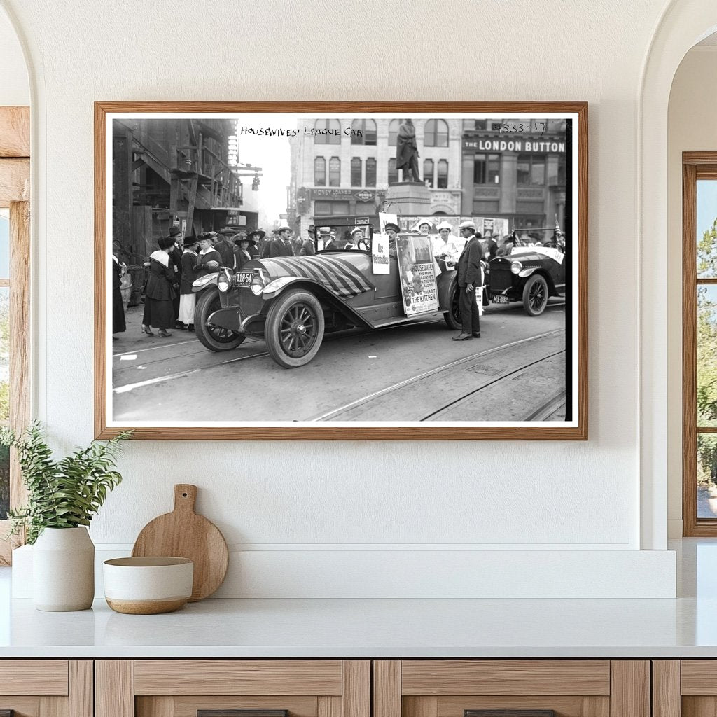 1917 Housewives League Car: A War-Era Inspiration
