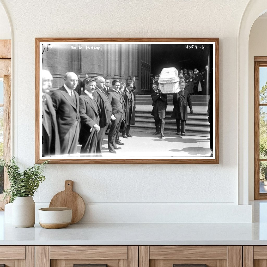 1917 Funeral Service: A Moment of Mourning and Remembrance