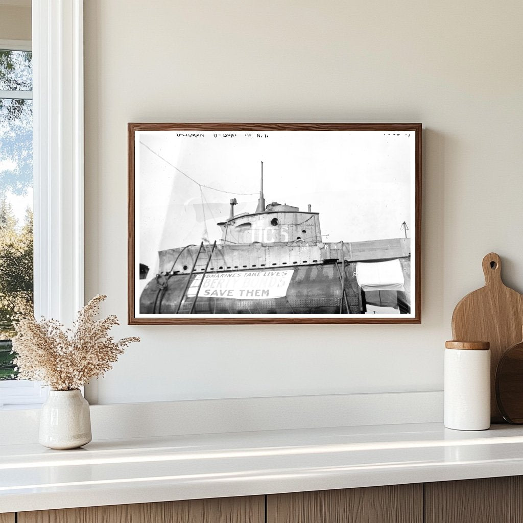 World War I: German U-Boat in New York Harbor