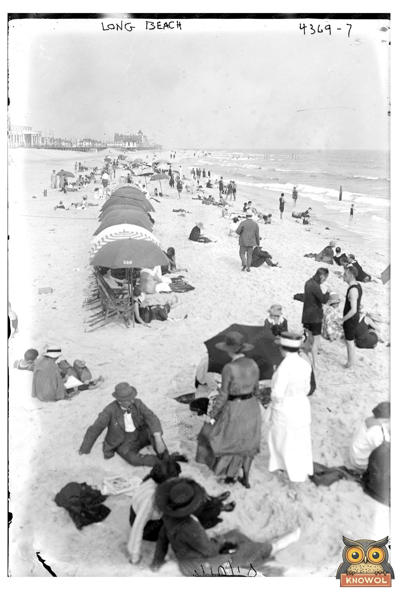 Charming 1910s Picnic at Long Beach, California
