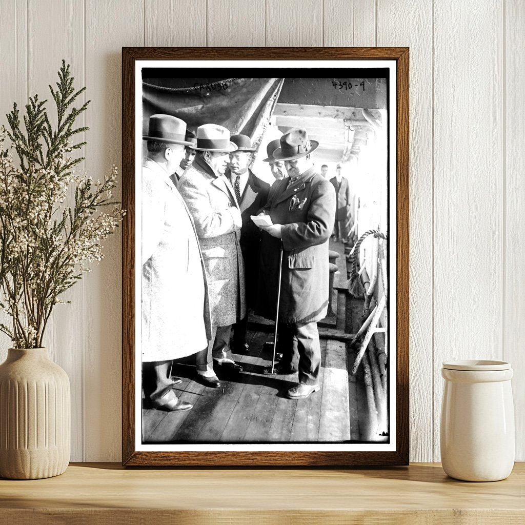 Legendary Tenor Enrico Caruso in 1917 Performance