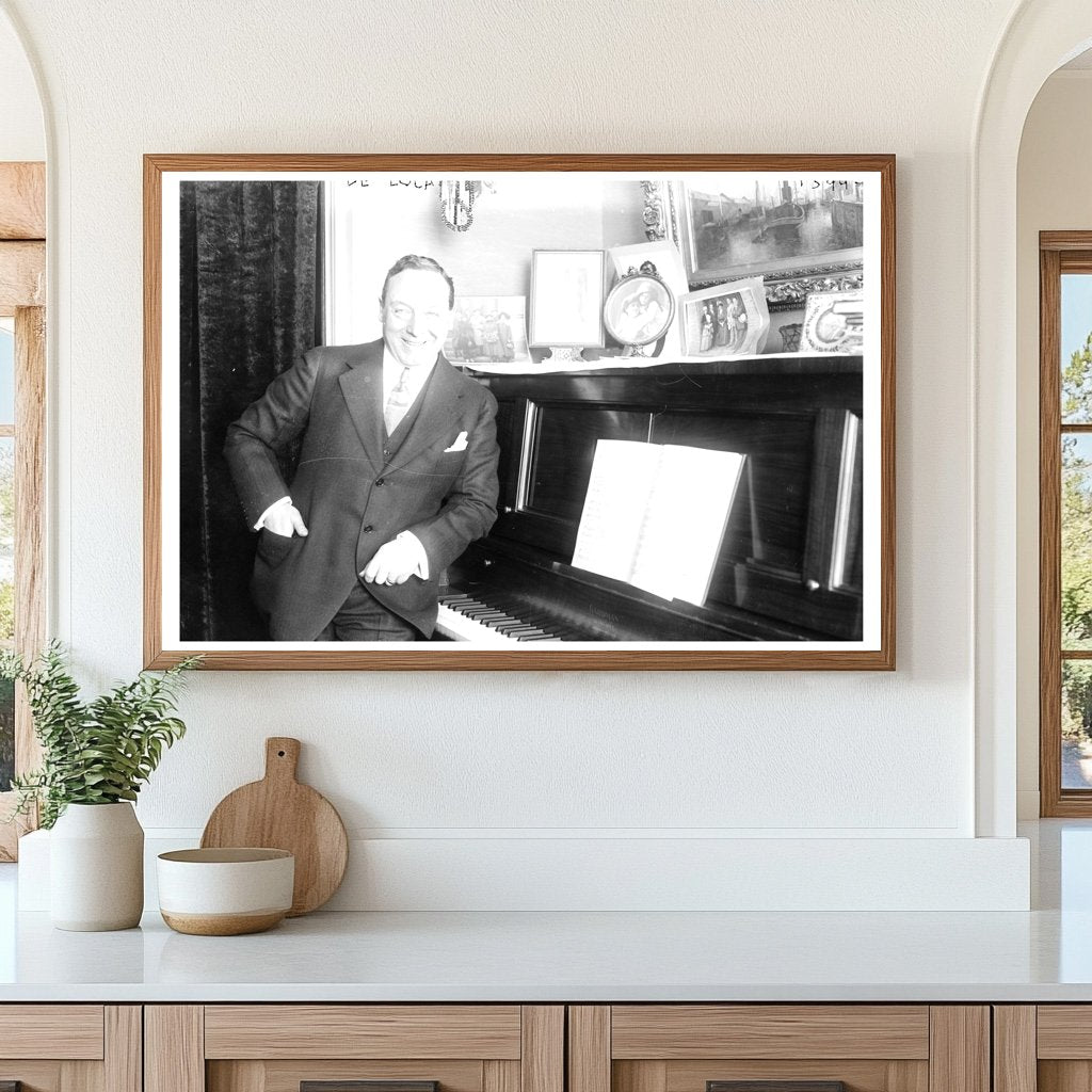 1920s Press Photography: Vintage Portrait of De Luca