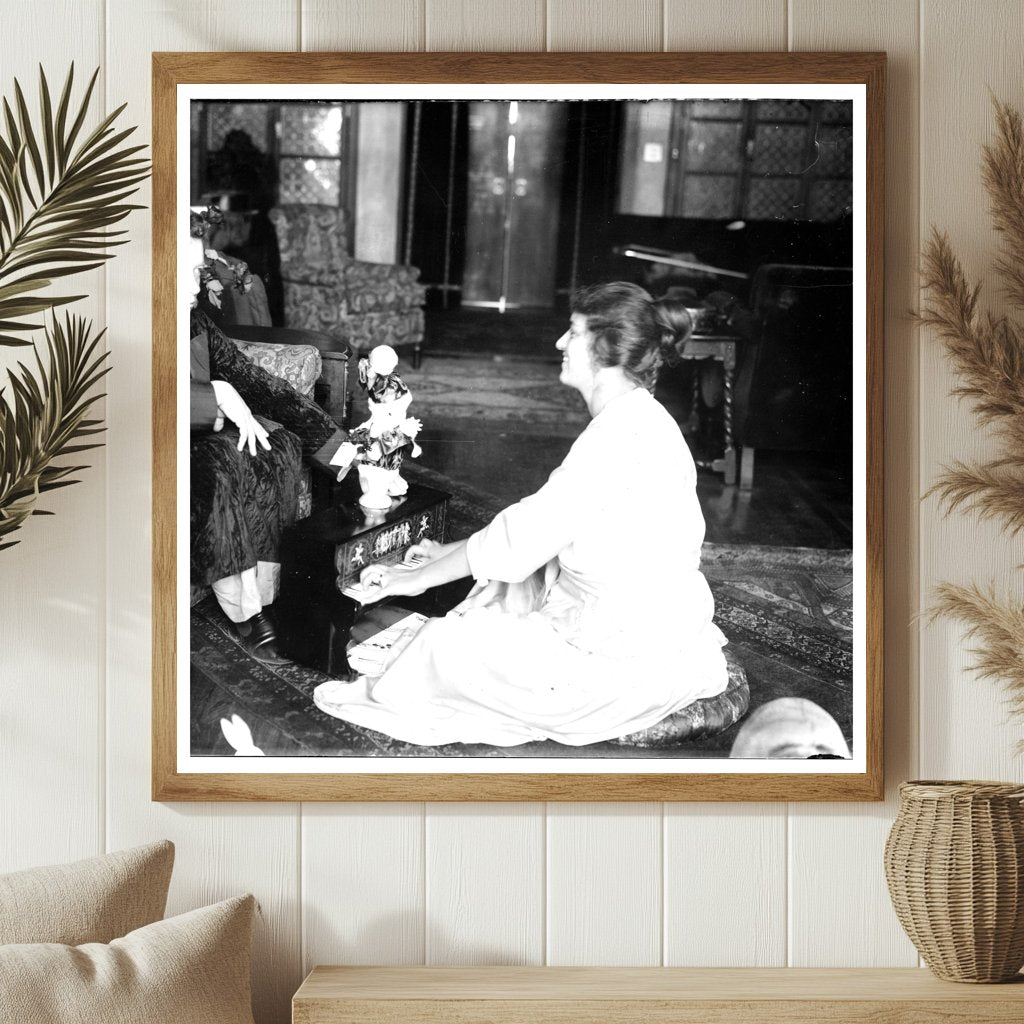 Historic Portrait of 1910s Theatrical Duo