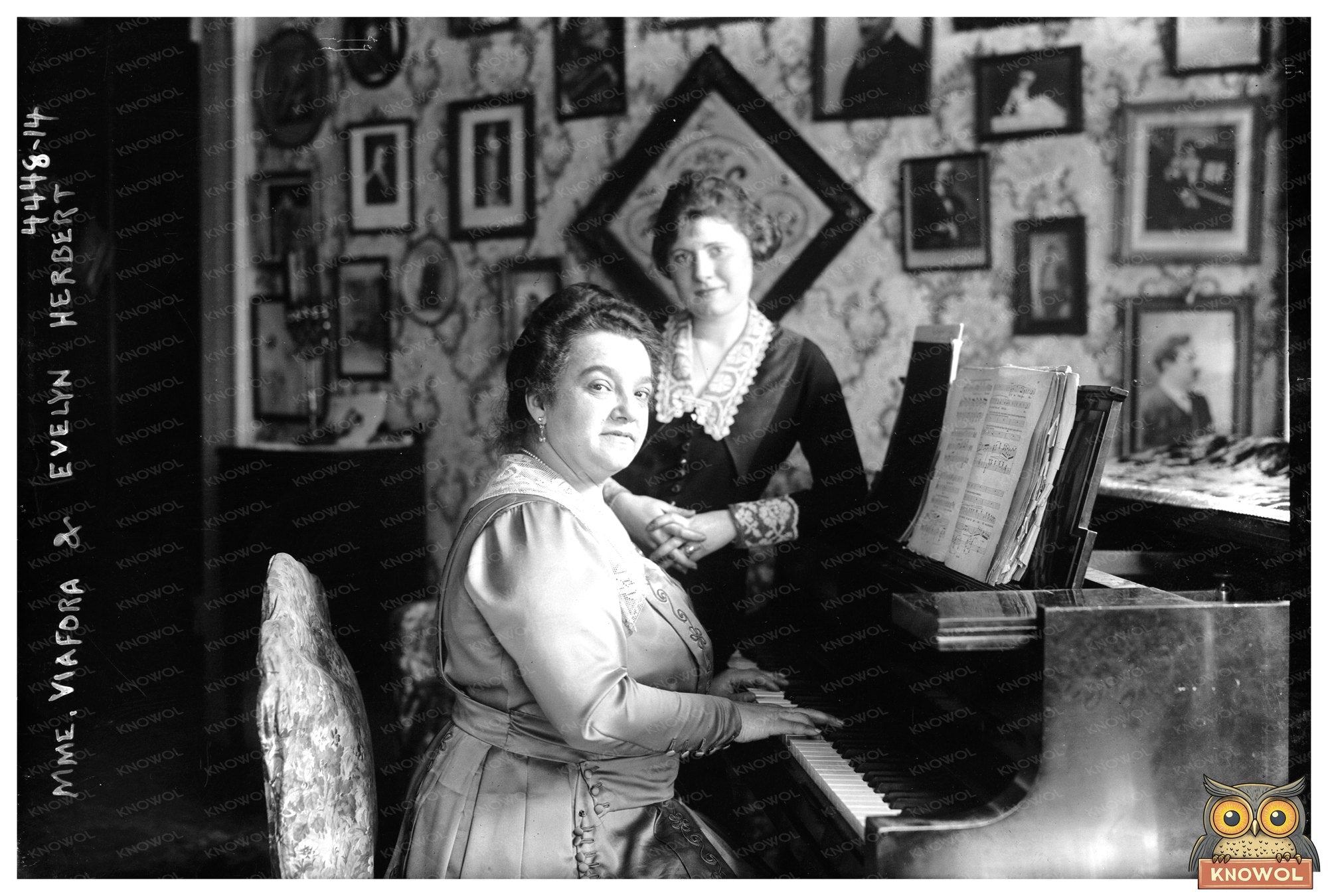 Charming Theatrical Performer, 1915-1920