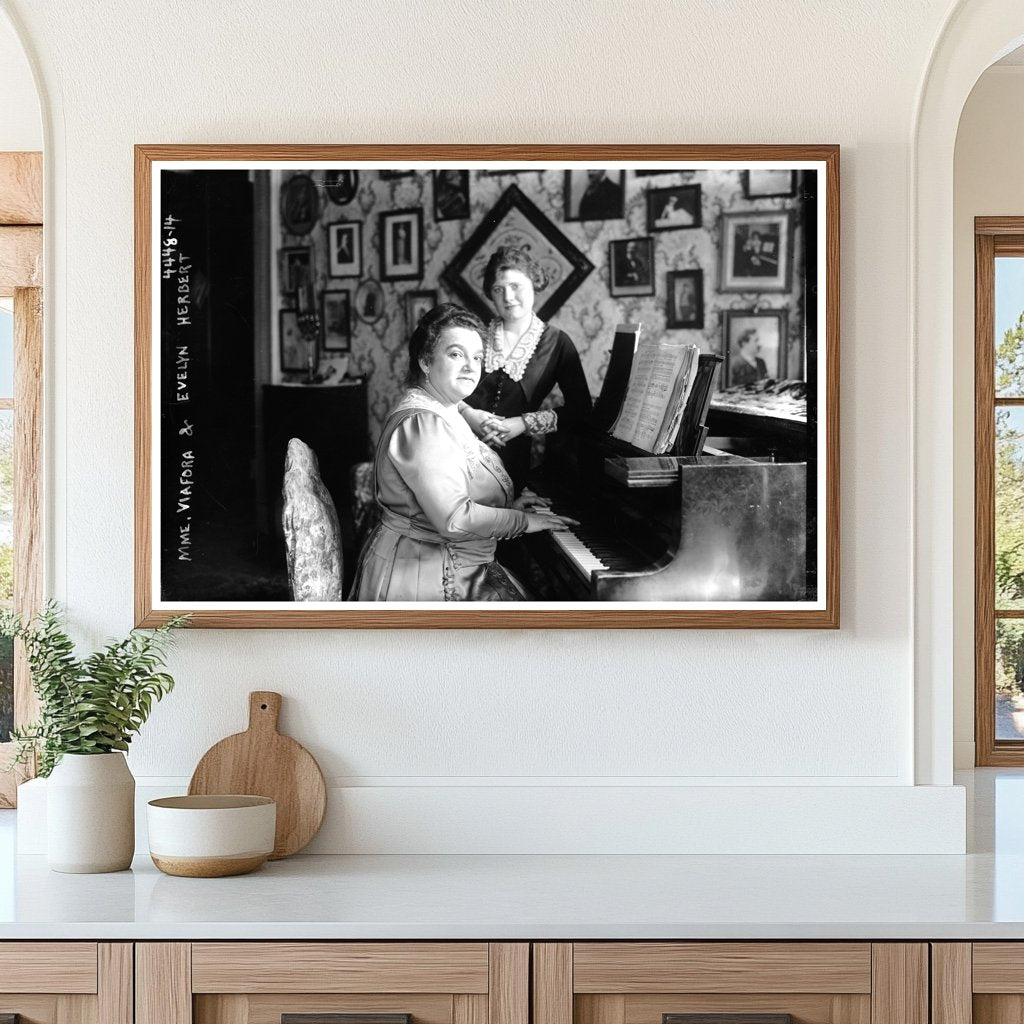 Charming Theatrical Performer, 1915-1920