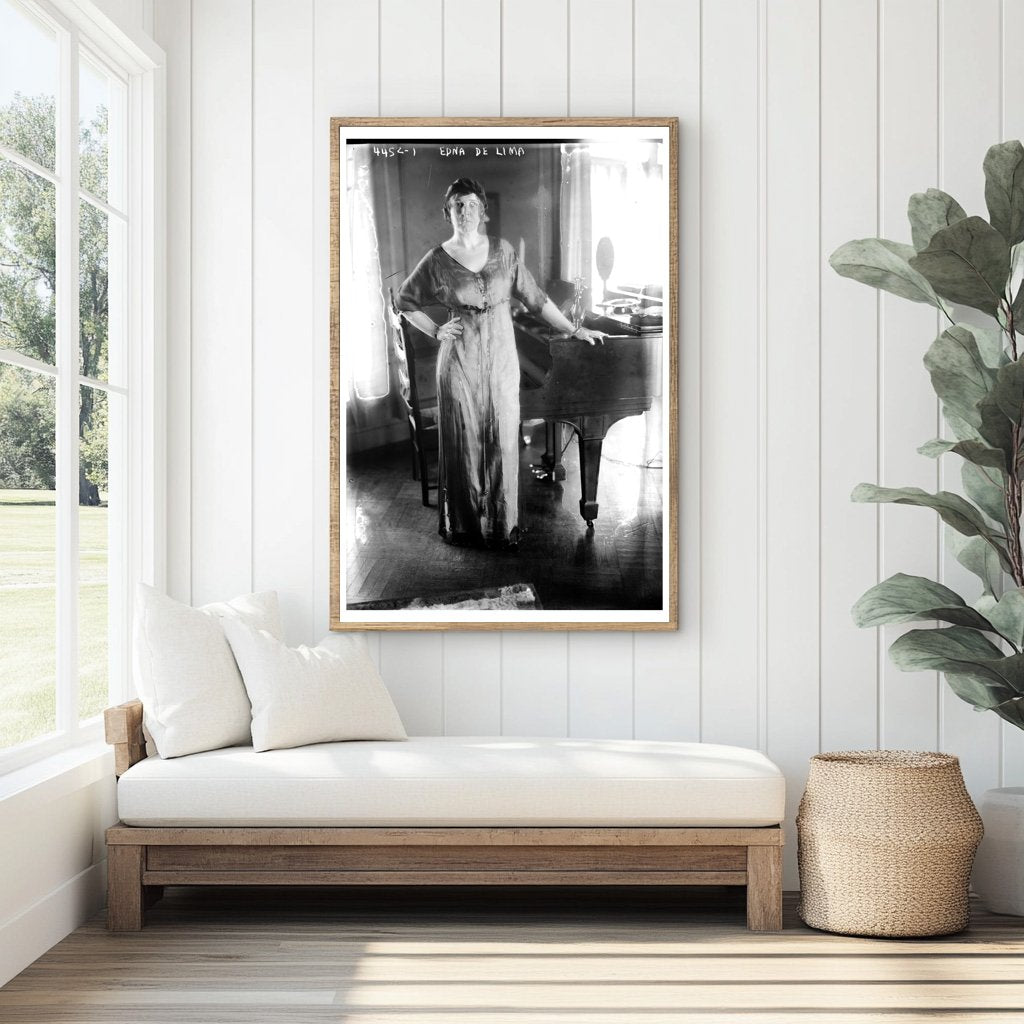 Graceful Portrait of Edna De Lima, 1915-1920