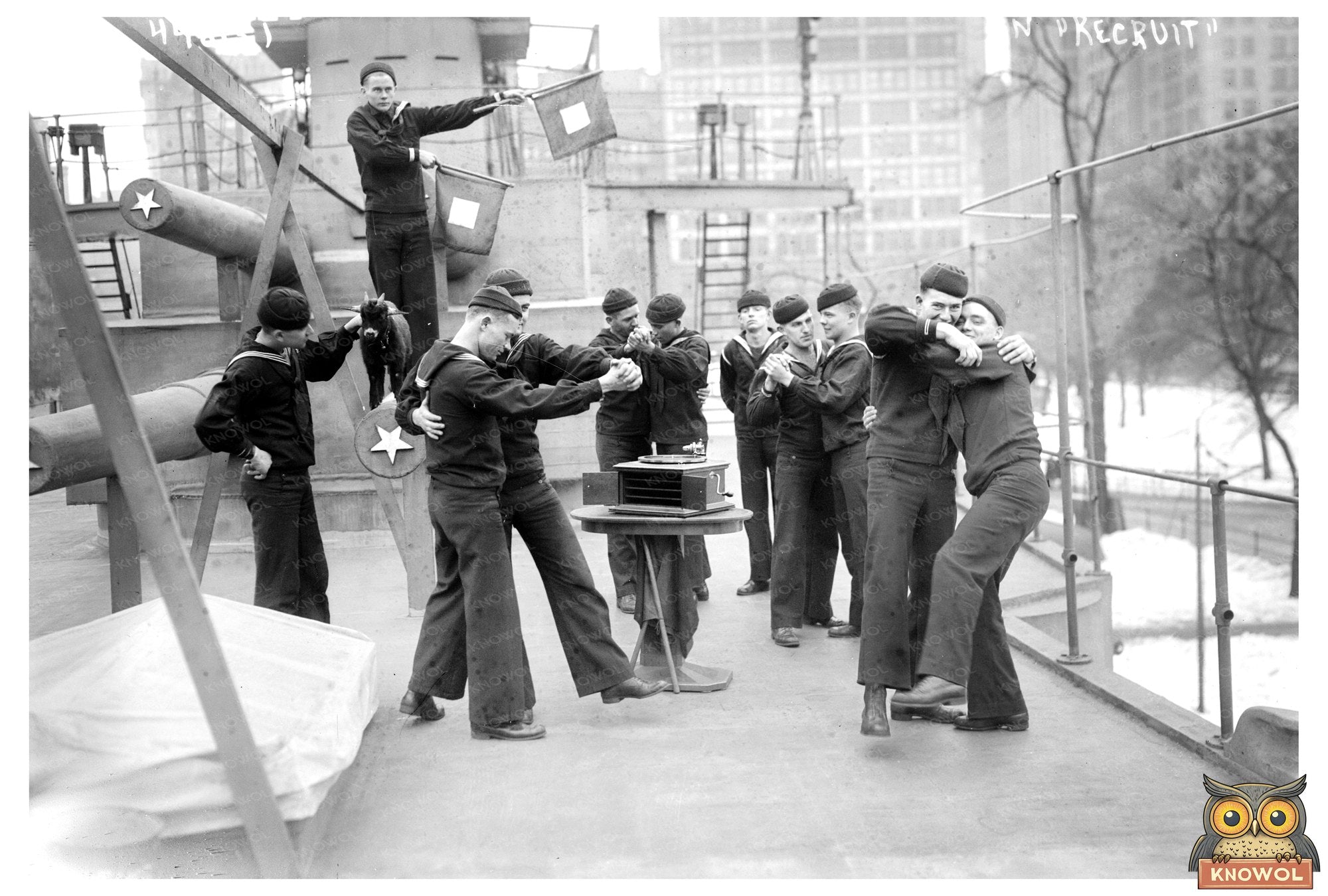 1917 World War I Recruitment Drive Moment