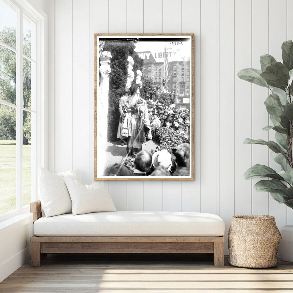 1918 Architectural Snapshot of Farrar, WWII Era