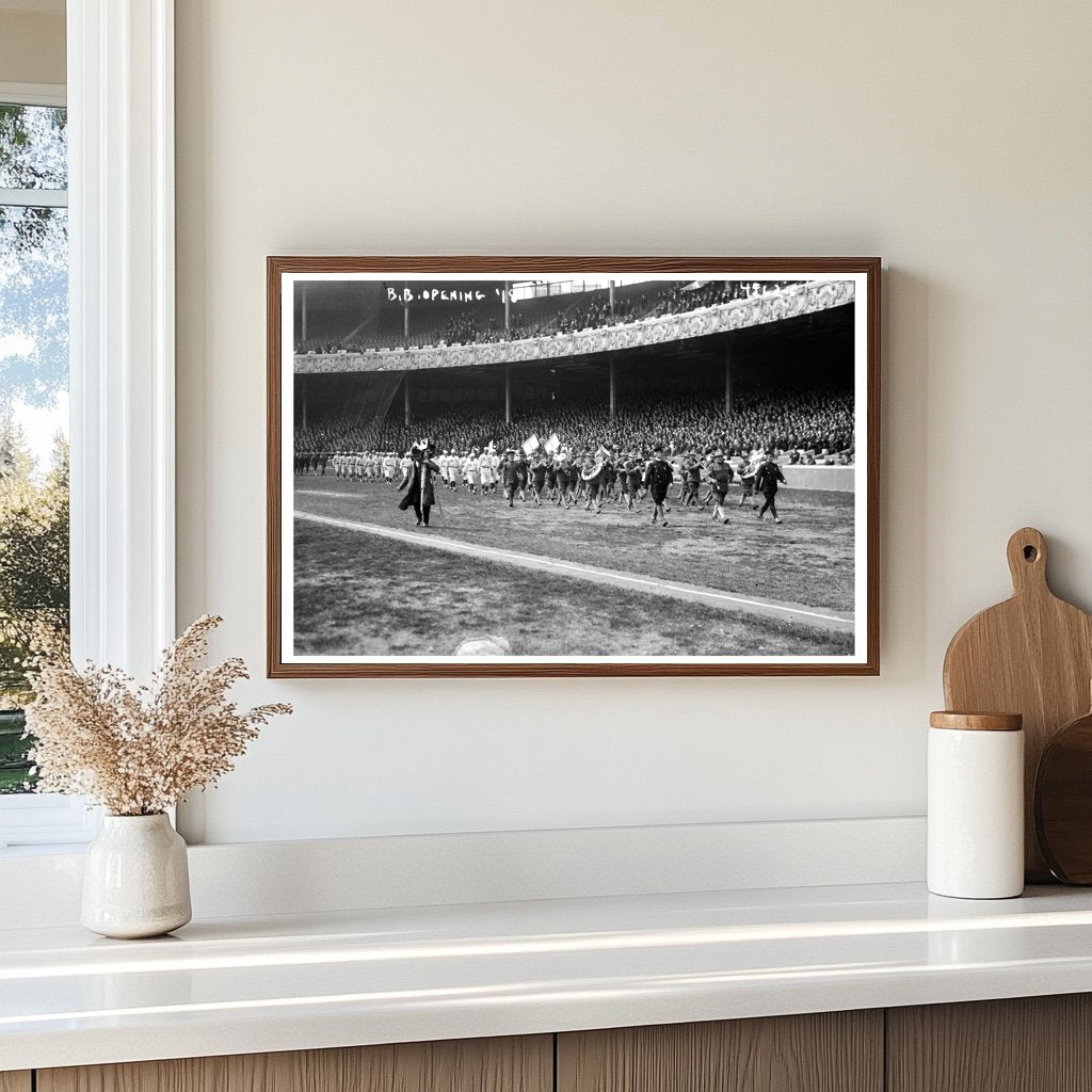 Excitement at Giants Home Opener, Polo Grounds 2018