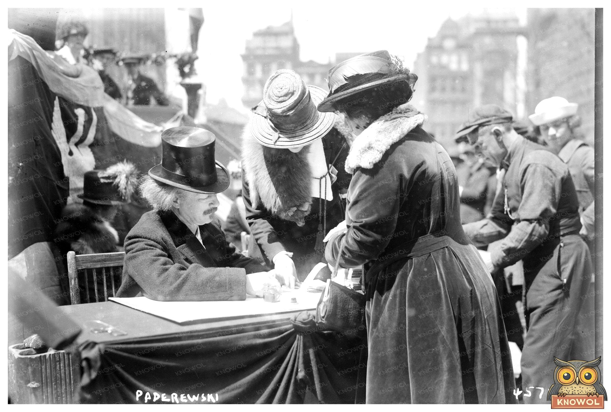 1918 Iconic Portrait of Paderewski: Music & Legacy