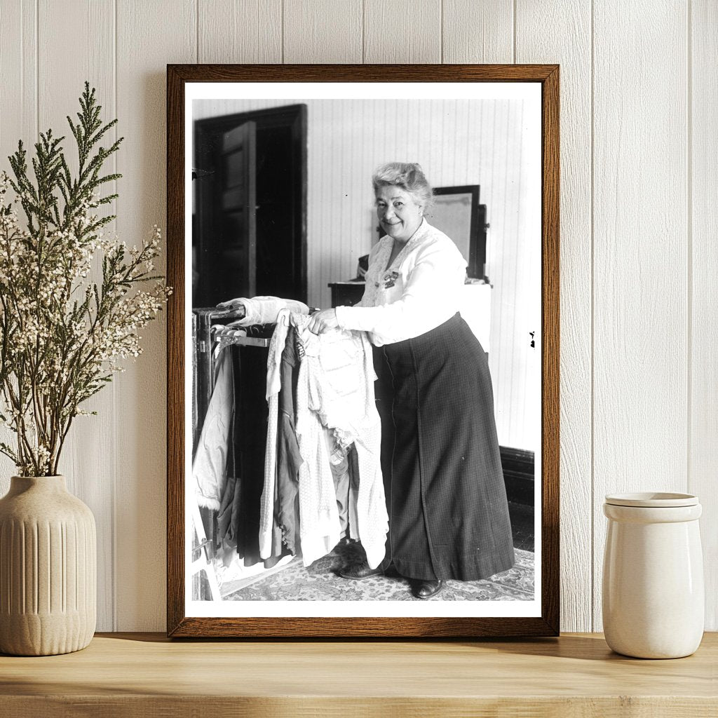 Timeless Elegance of a Famous Contralto, 1915-1920