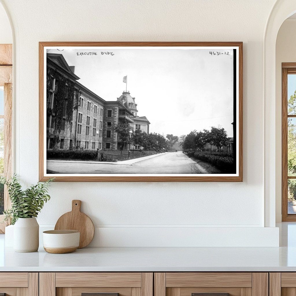 1915-1920 Executive Building: Vintage Architectural Gem