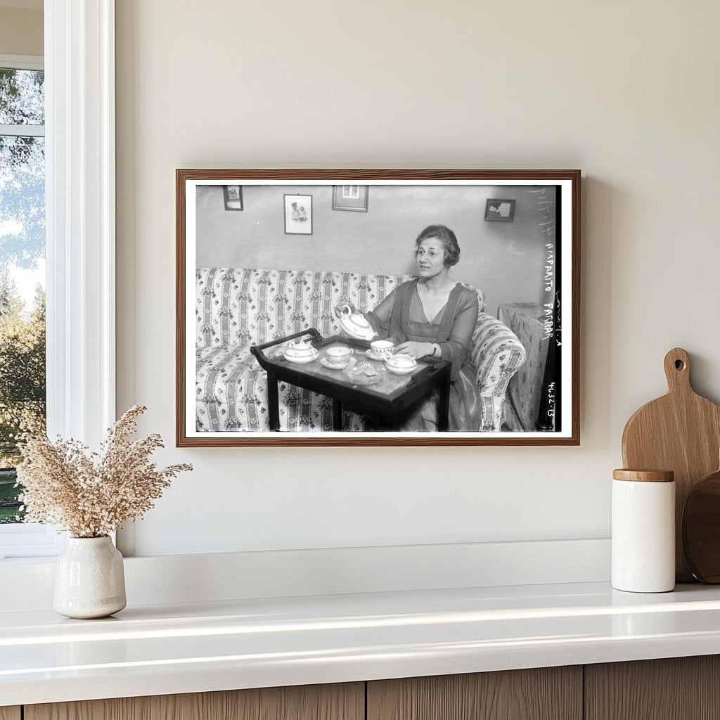 Vibrant 1919 Portrait of Soprano Amparito Farrar