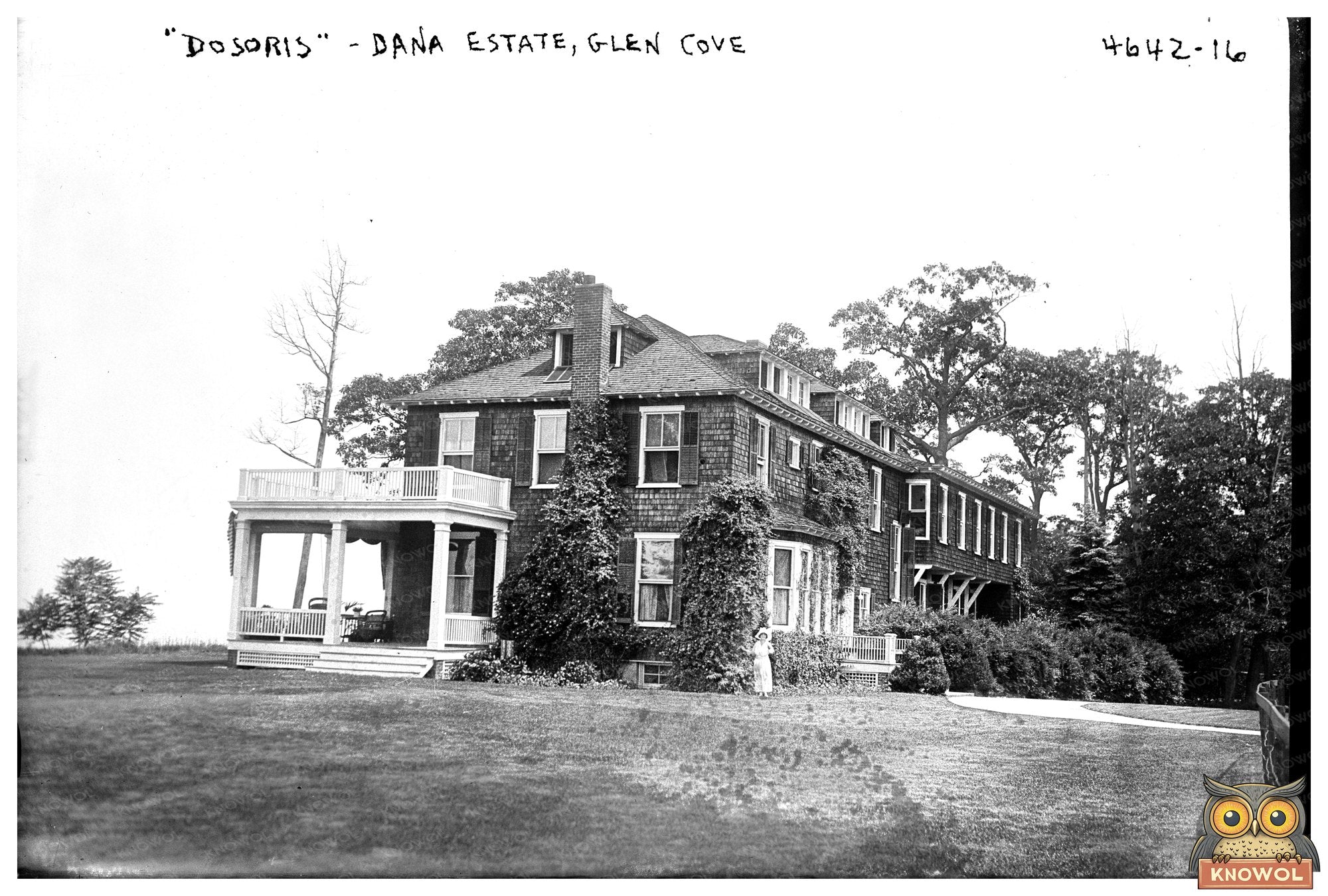 Elegant Early 20th-Century Dosoris Dana Estate