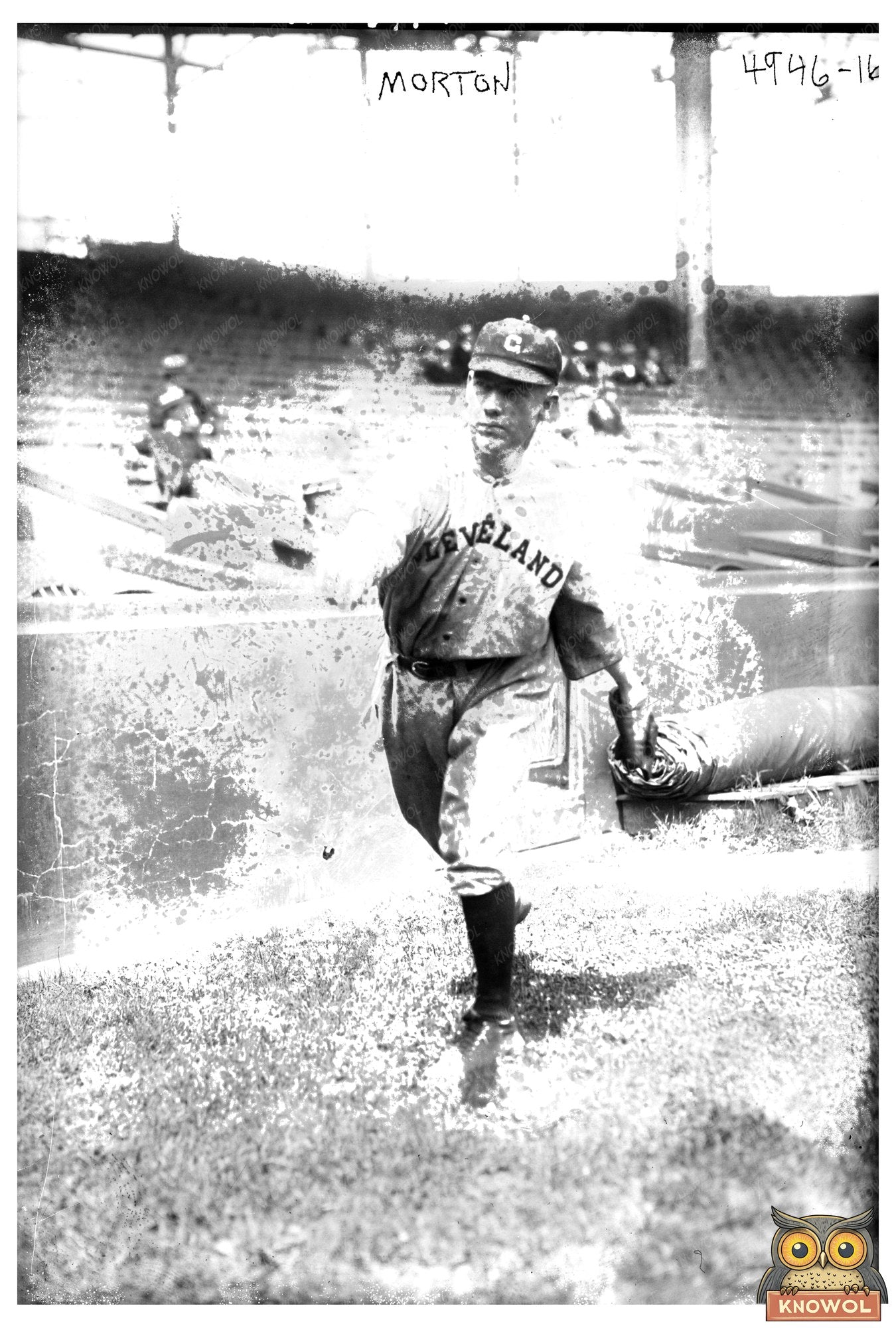 Vintage 1918 Baseball Star Portrait: Guy Morton, Sr.