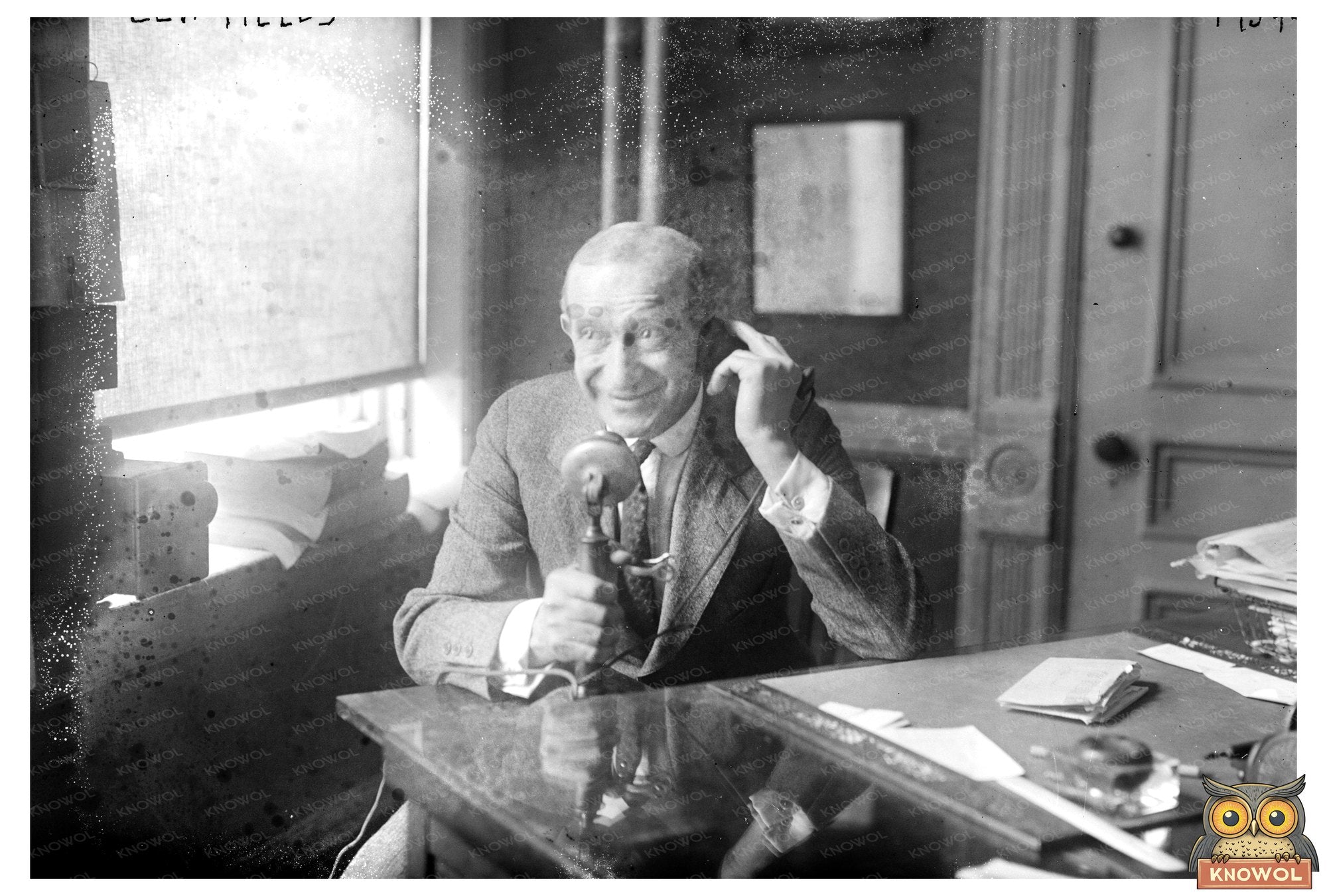 Captivating Portrait of a 1910s Entertainment Icon