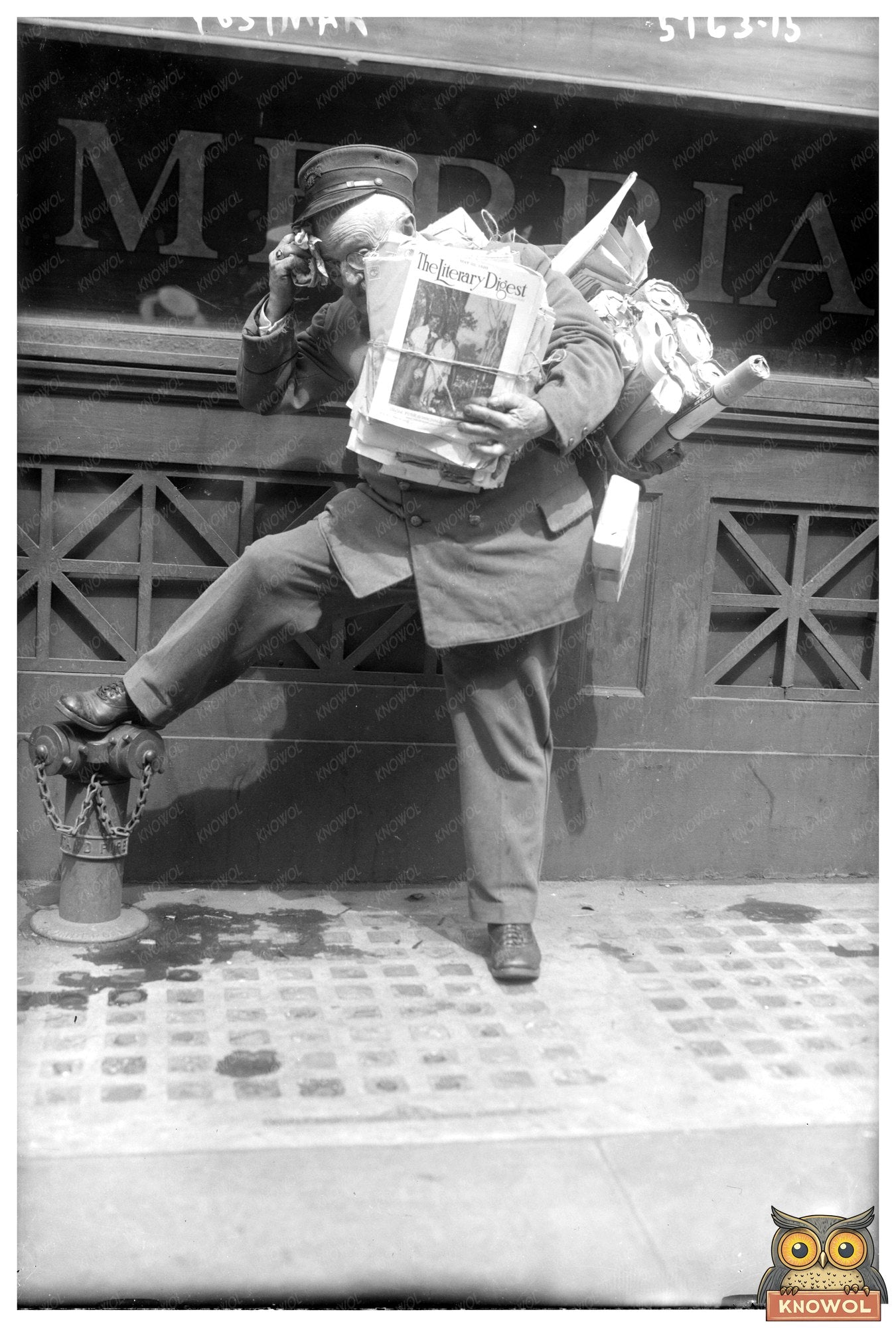 1920s Postman: Connecting Communities in History