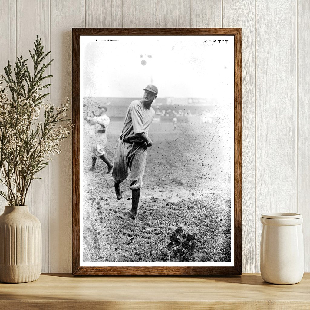 1922 Vintage Baseball Star: New York AL Icon Unveiled