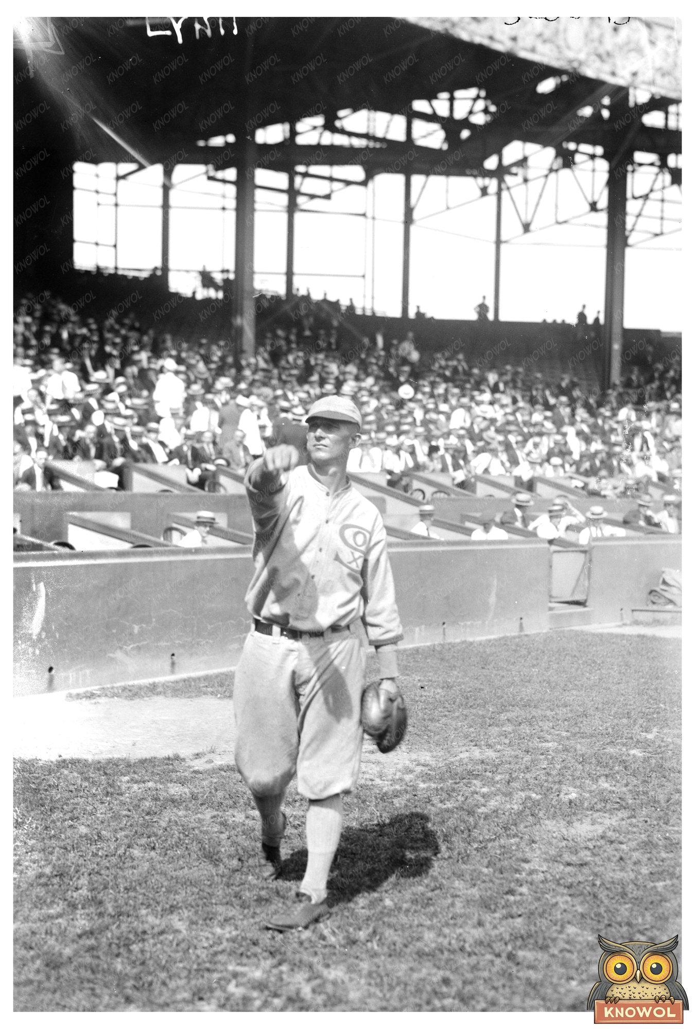 1920 Chicago AL Baseball Star Byrd Lynn in Action