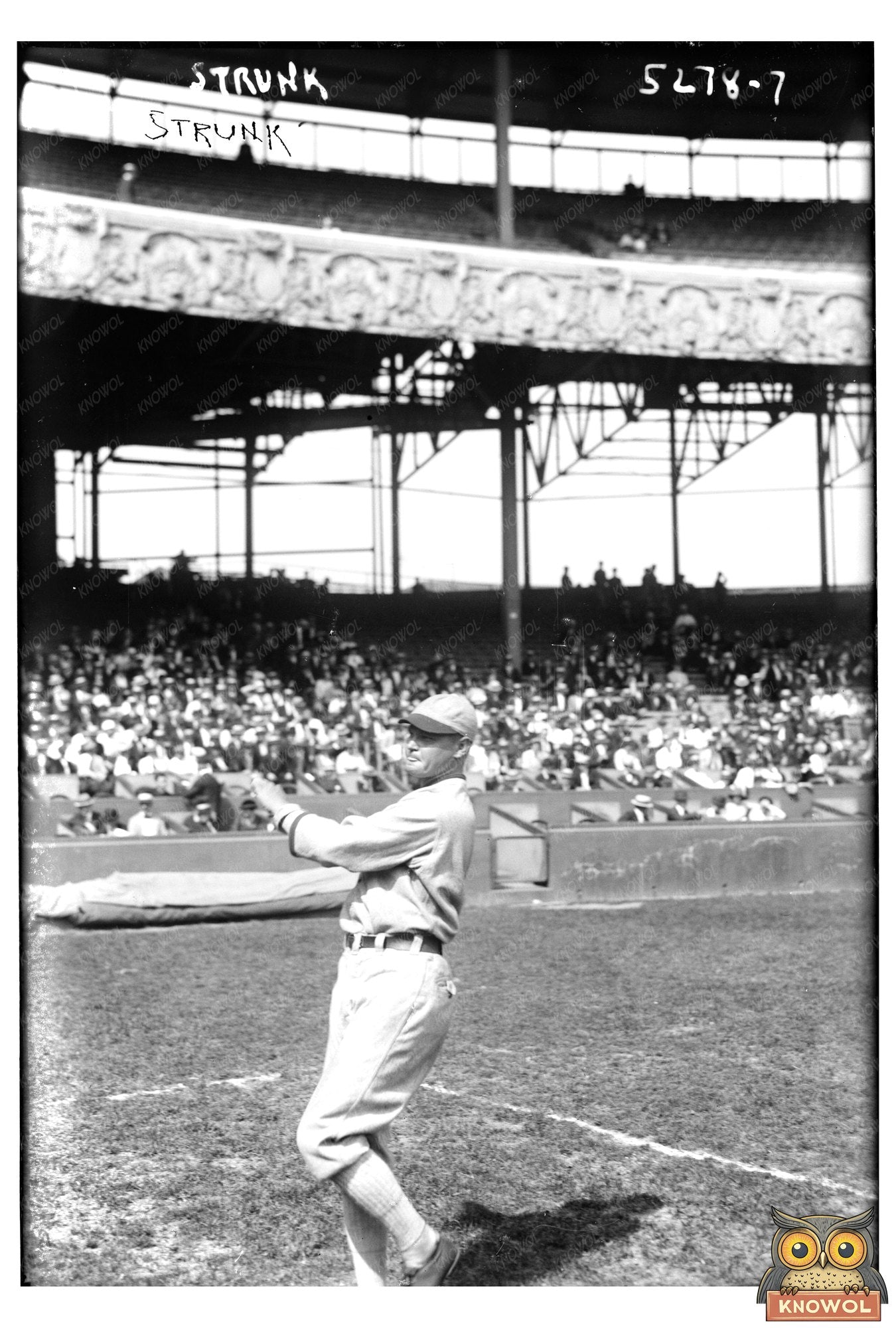1920 Chicago Baseball Star: Amos Strunk in Action