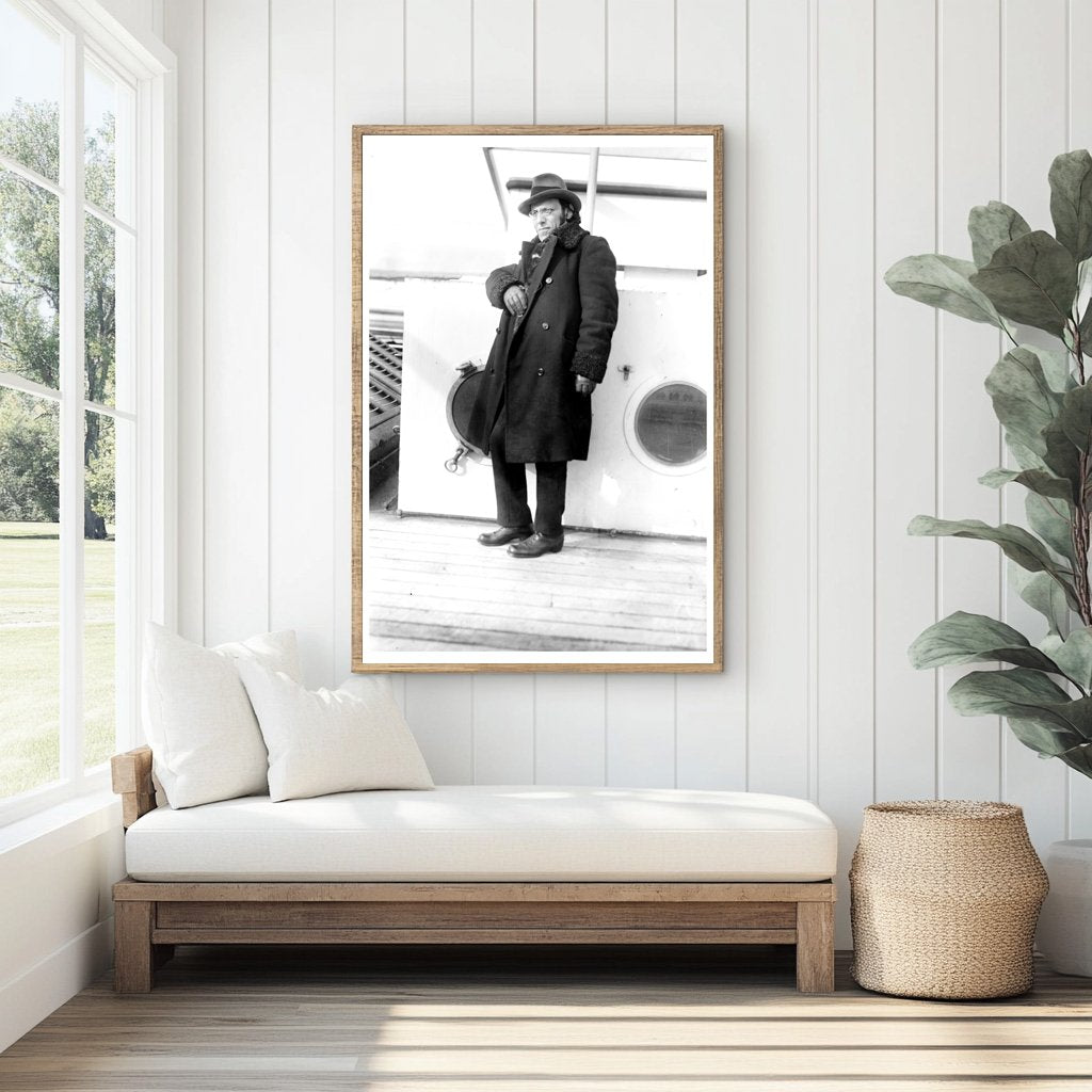 1921 Icon of Change: A Moment in Post-War History