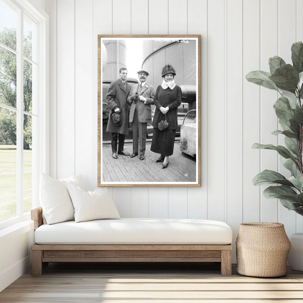 Prominent Jewish Bankers with Mrs. Loeb, 1915-1920