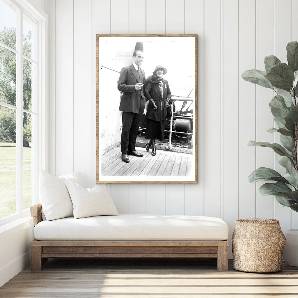 1920s Aviation Milestone: Iconic Early Aircraft Photo