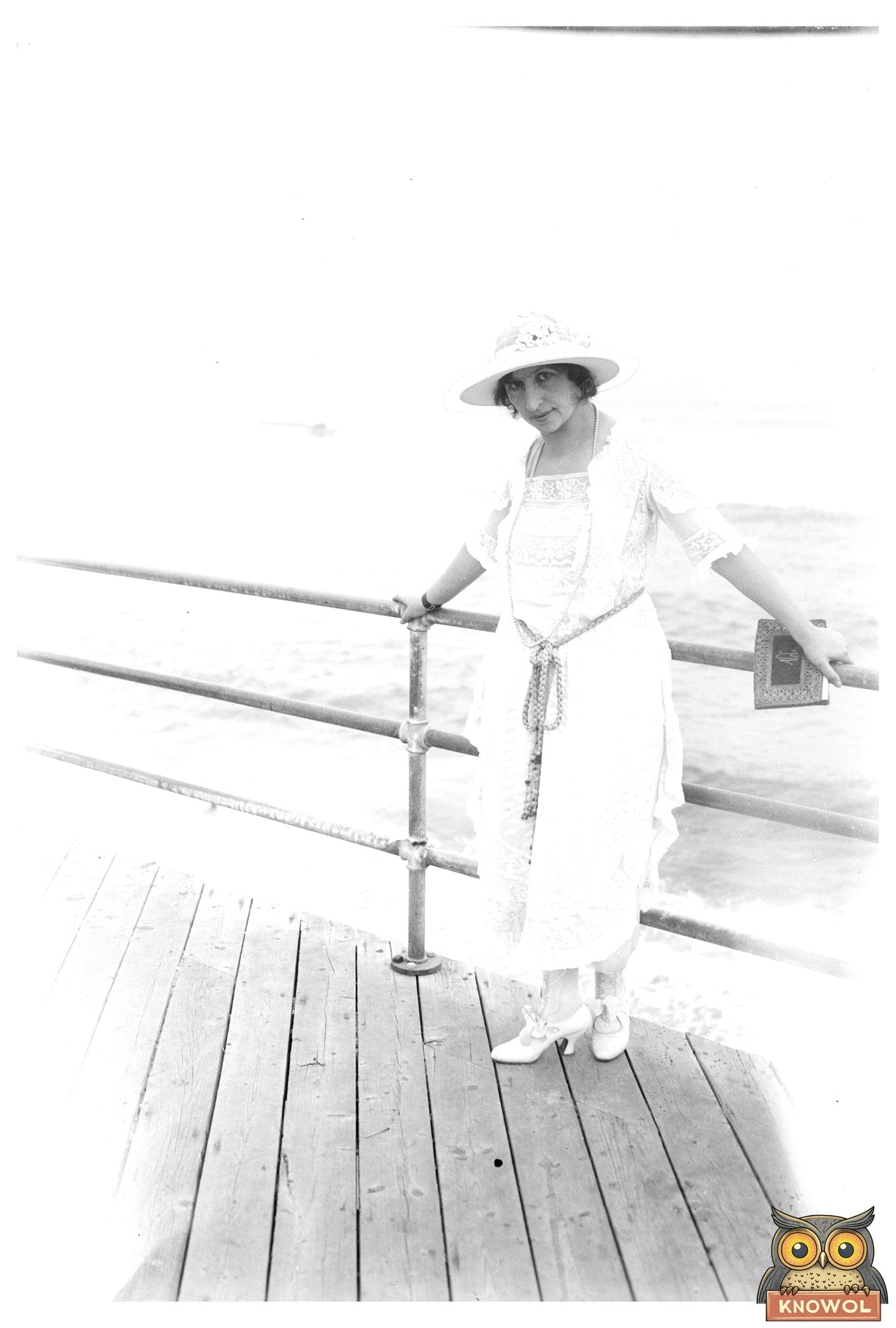 Stunning Early 20th Century Soprano Portrait