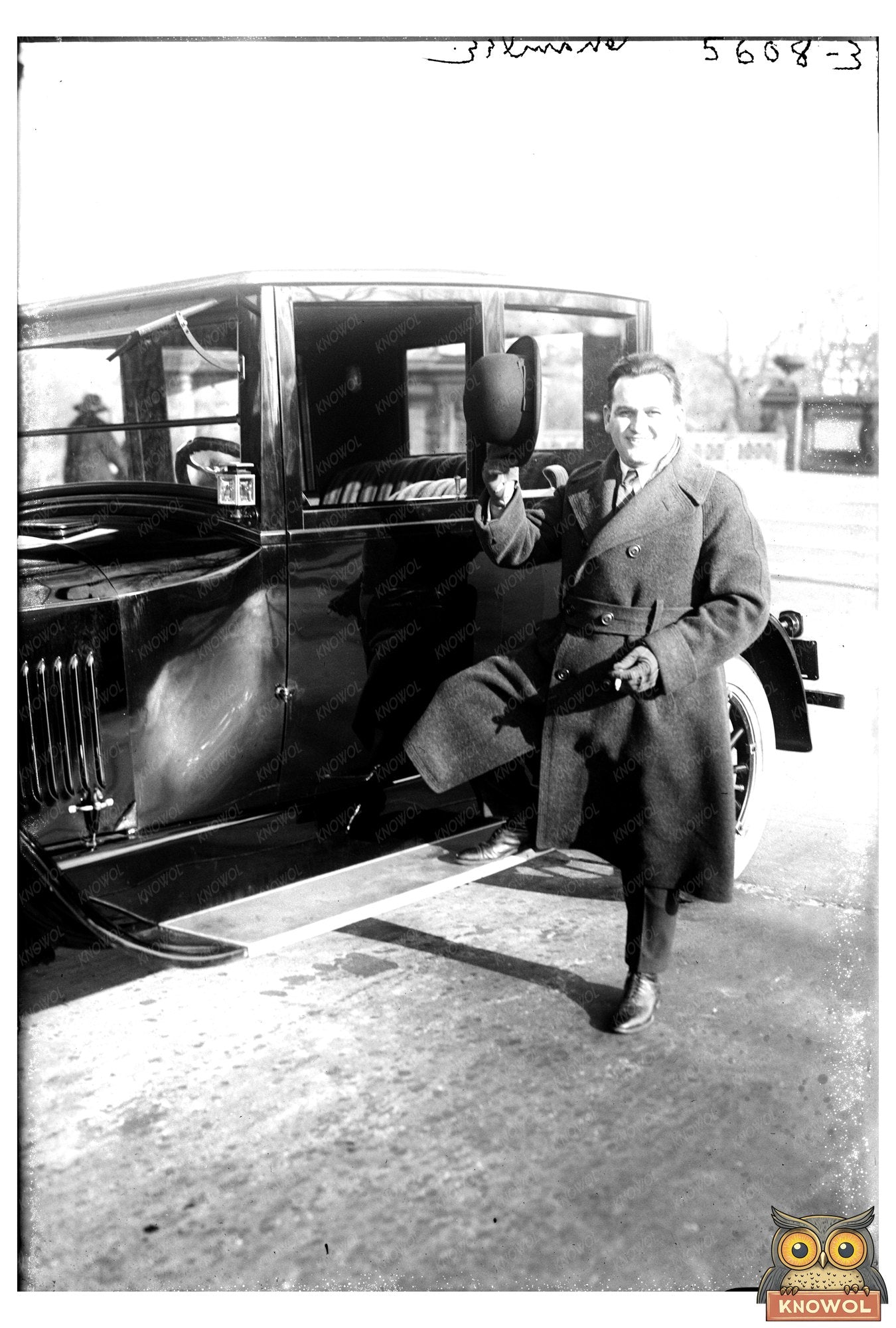 1920s Portrait of Chamlee: Timeless Glass Plate Negative