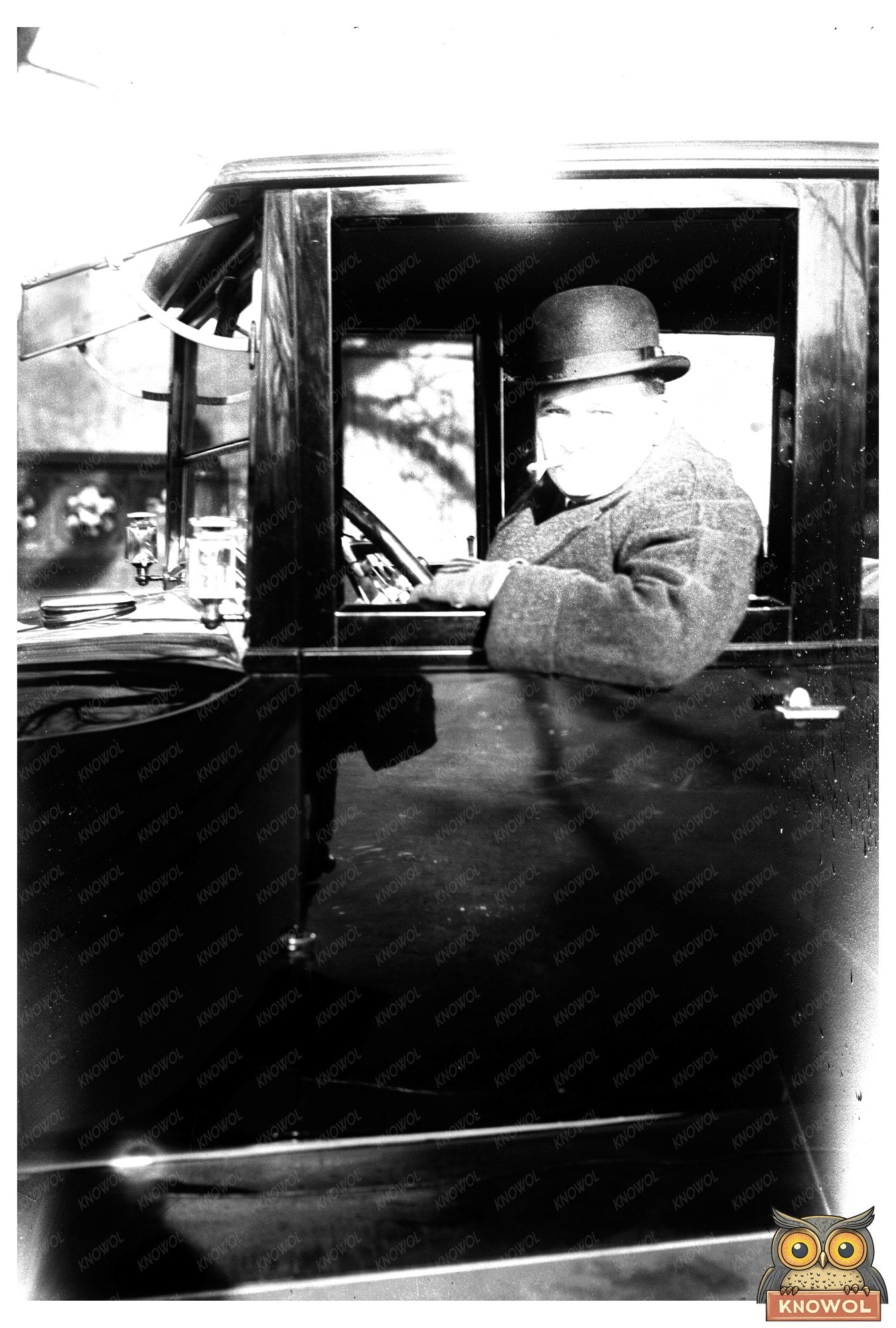 1920s Chamlee: A Glimpse into Vintage Society