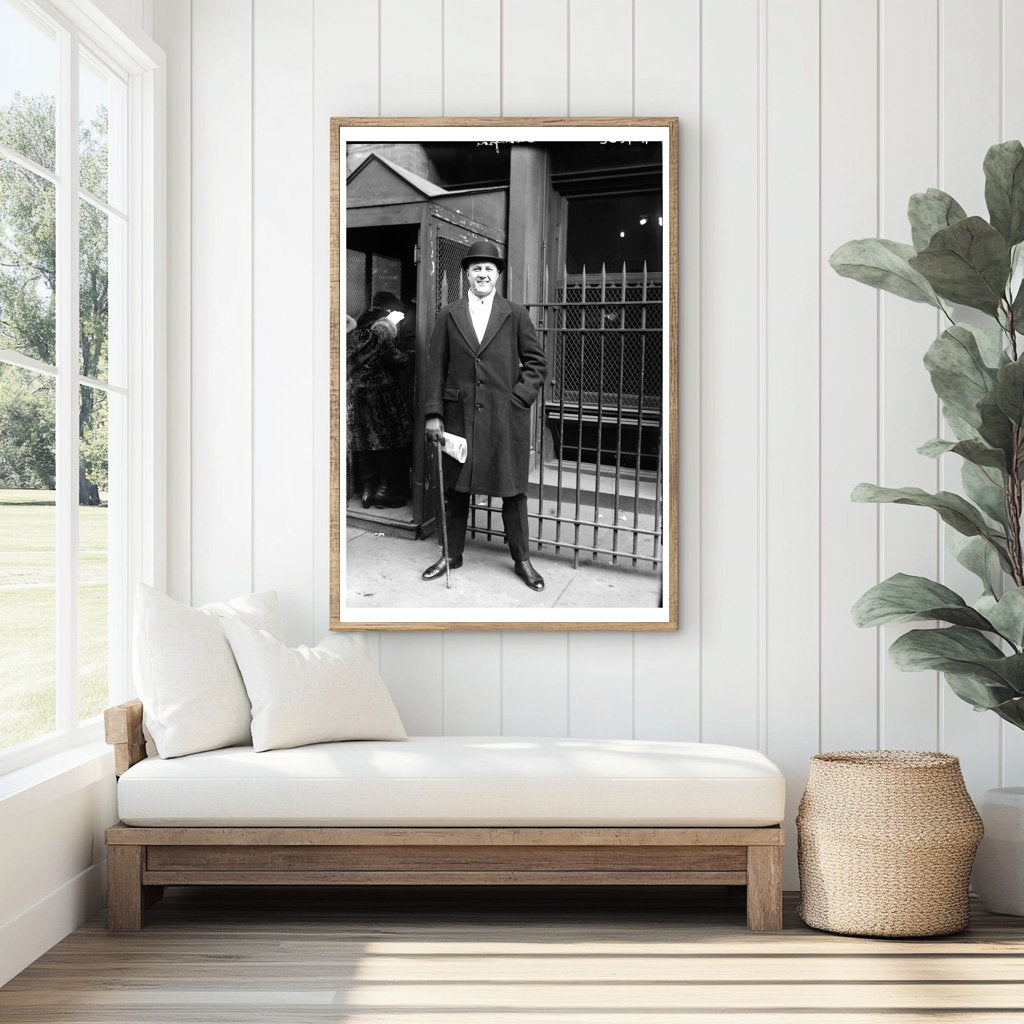 1920s Street Scene: A Snapshot of Early Urban Life