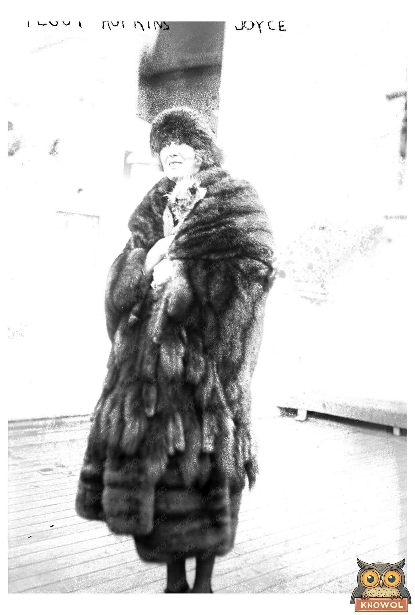 1920s Glamour: Peggy Hopkins Joyce in Society Spotlight