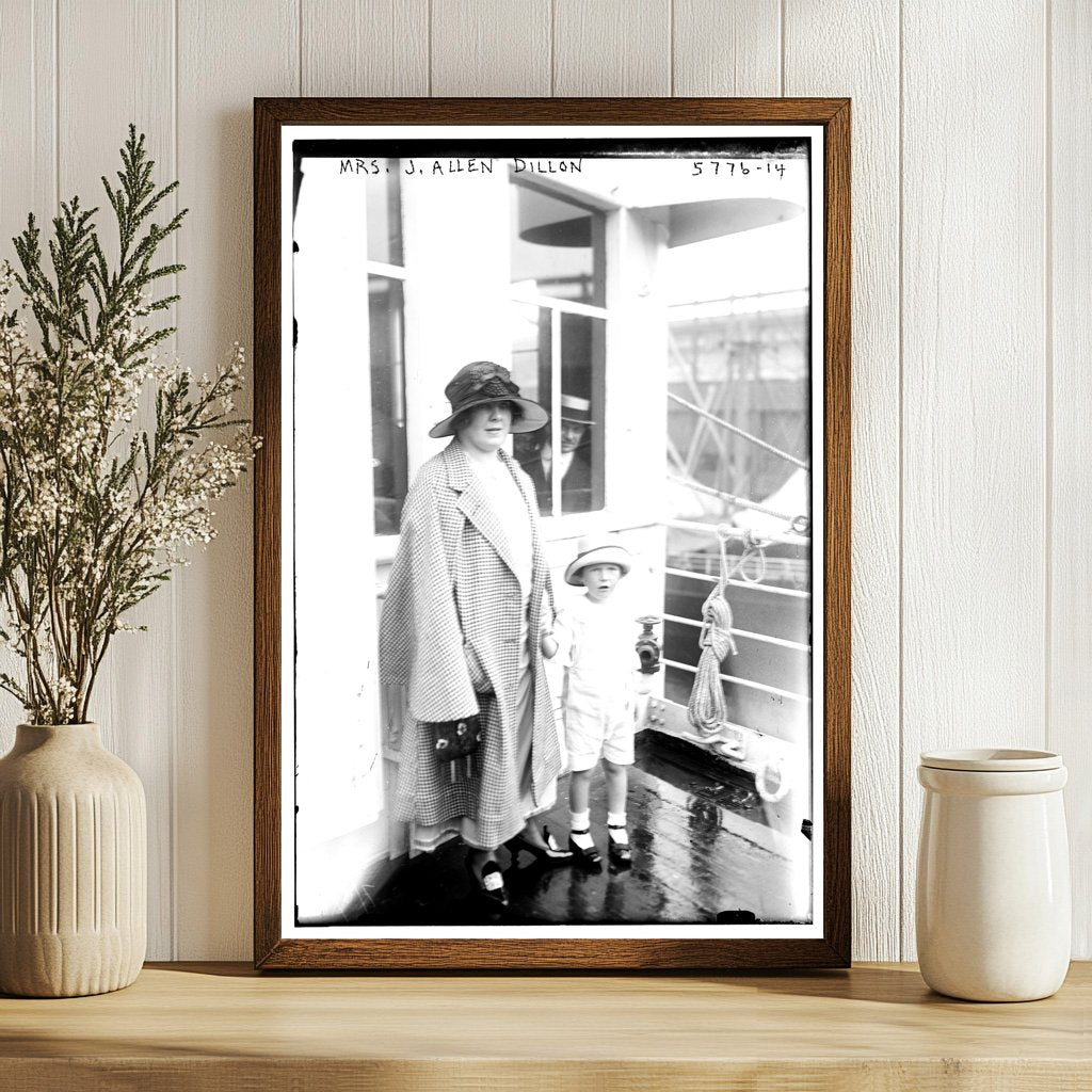 1920s Portrait of a Trailblazing Woman