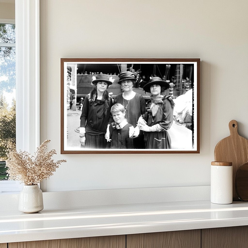 1920s Family Portrait: Mrs. Ramsey with Her Children