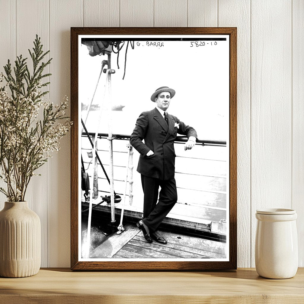 1920s Era Opera Singer Captivates Audience