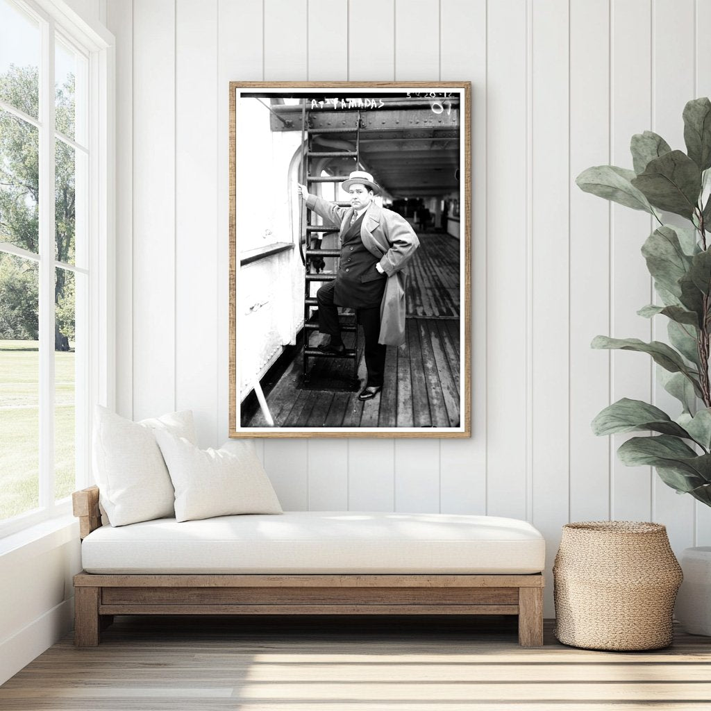 1920s American Life: Capturing Change and Resilience