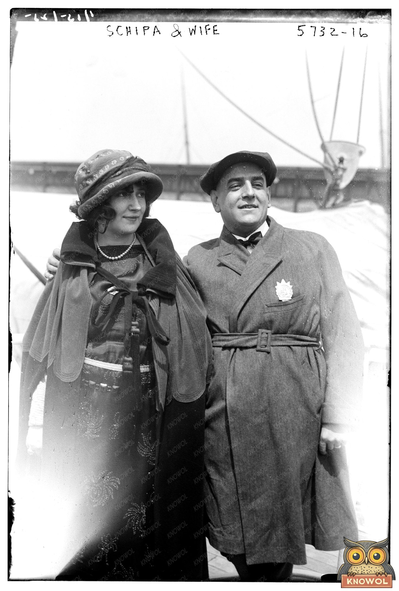 Elegant Portrait of Italian Tenor Enrico Schipa & Wife