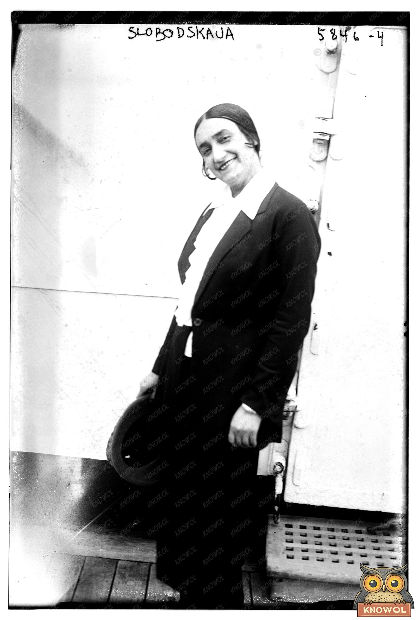 1920s Snapshot of Everyday Life in Slobodskaja