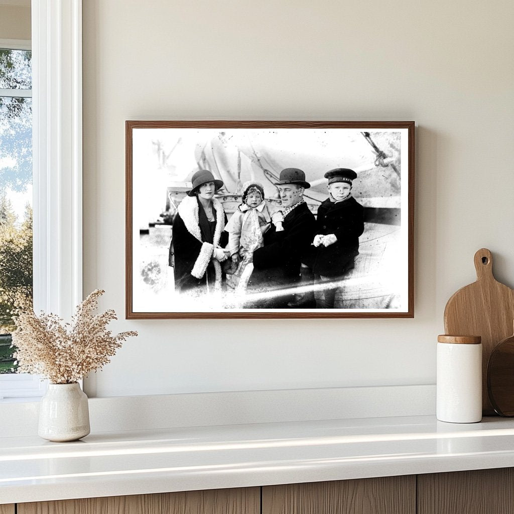 1920s Elegance: Socialites of New York Society