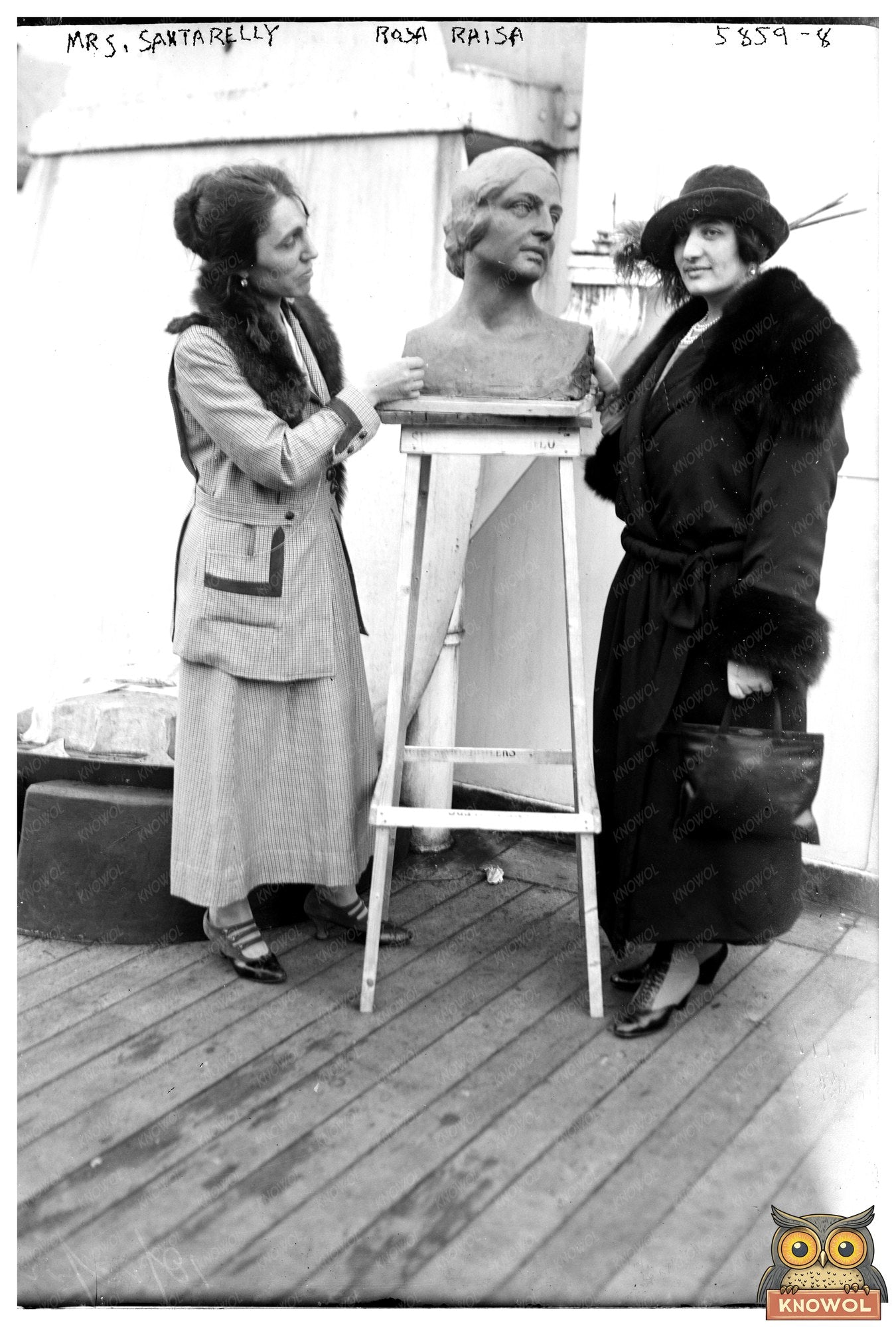 1922 Portrait of Acclaimed Soprano Rosa Raisa