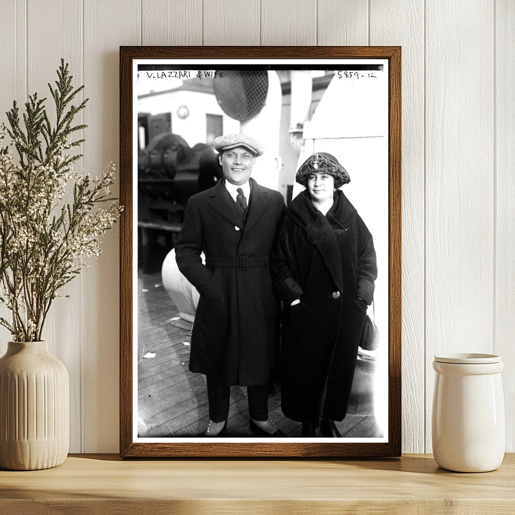 1922 Vintage Portrait of a Stylish Couple