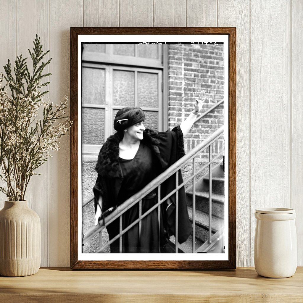 1920s Stage Star Patricola in Dynamic Performance