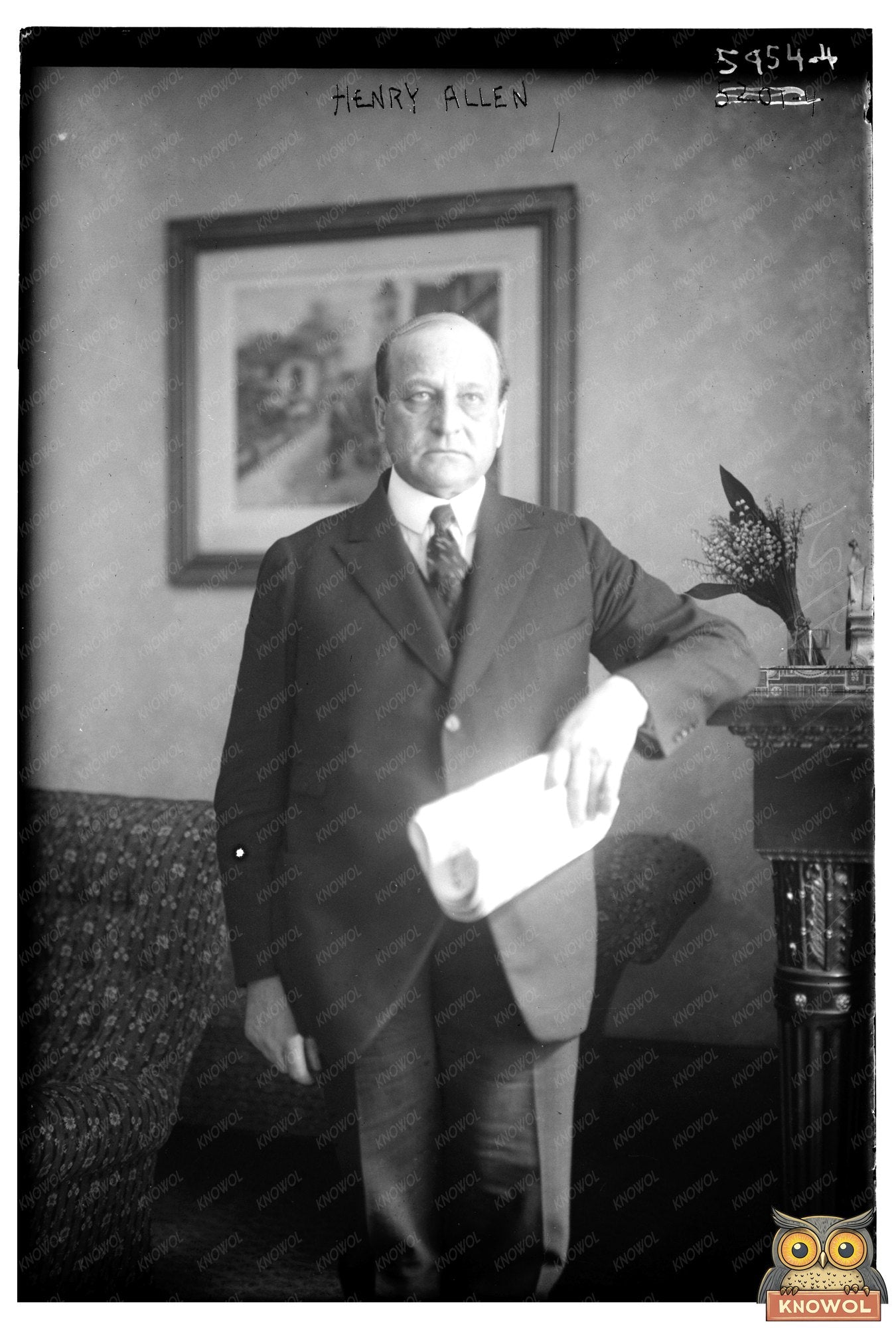 1920s Portrait of Henry Allen: A Glimpse into History