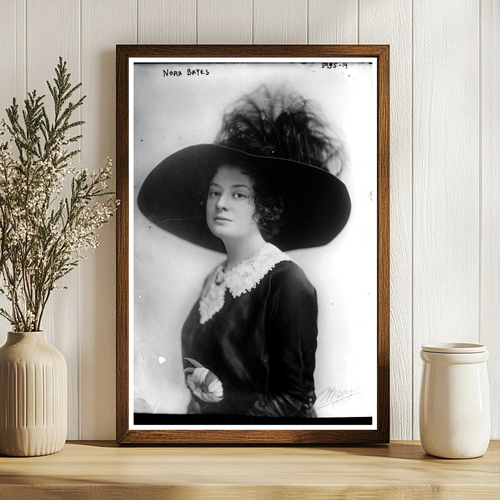 Enchanting Vaudeville Star from the Roaring Twenties