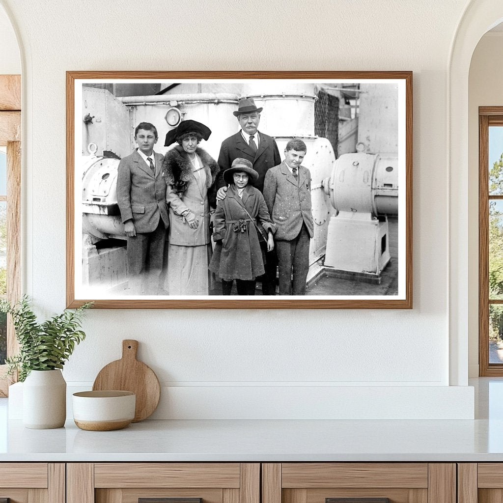 1920s Family Portrait of Iconic Mystery Writer