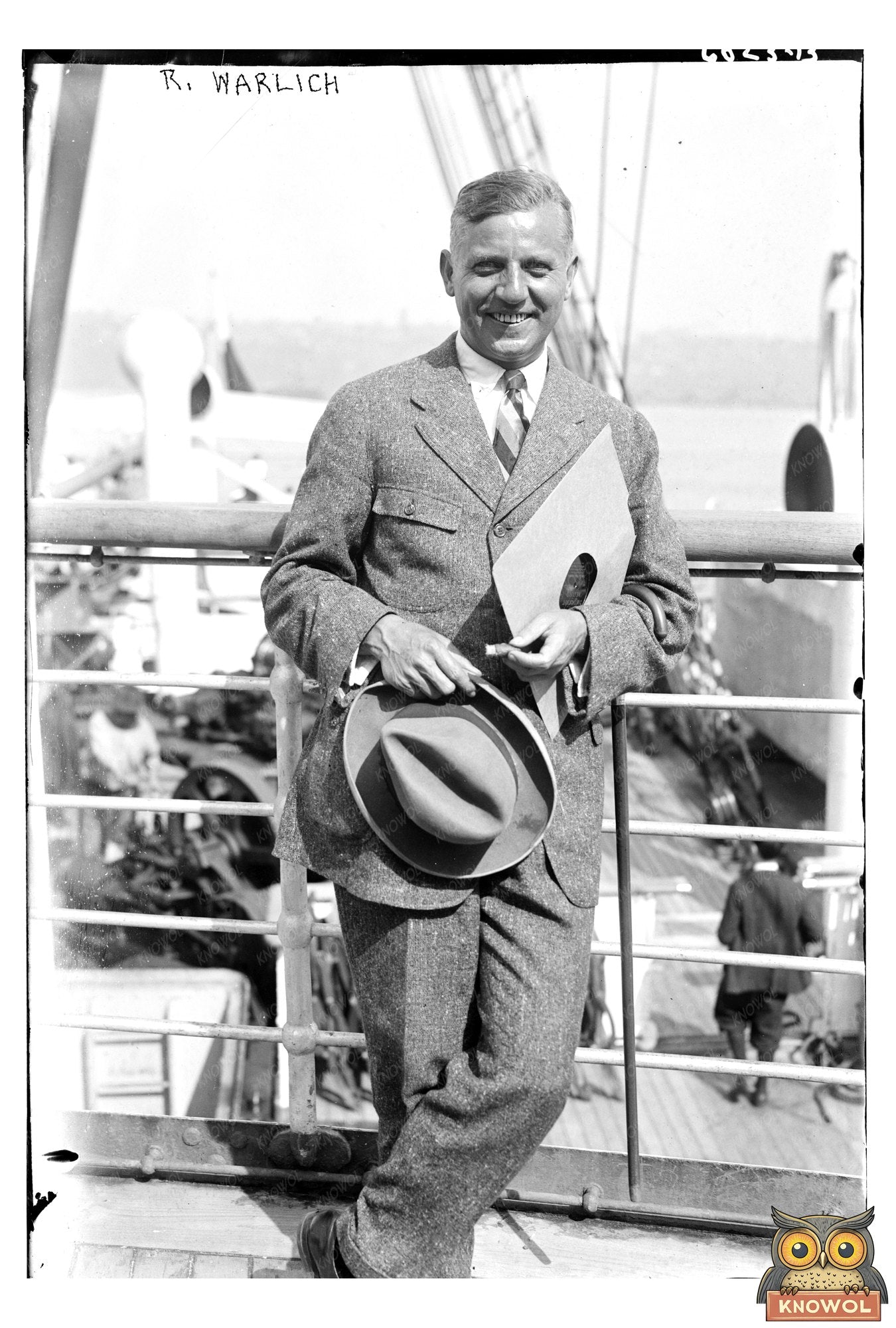 1920s Portrait of R. Warlich in Historical Context