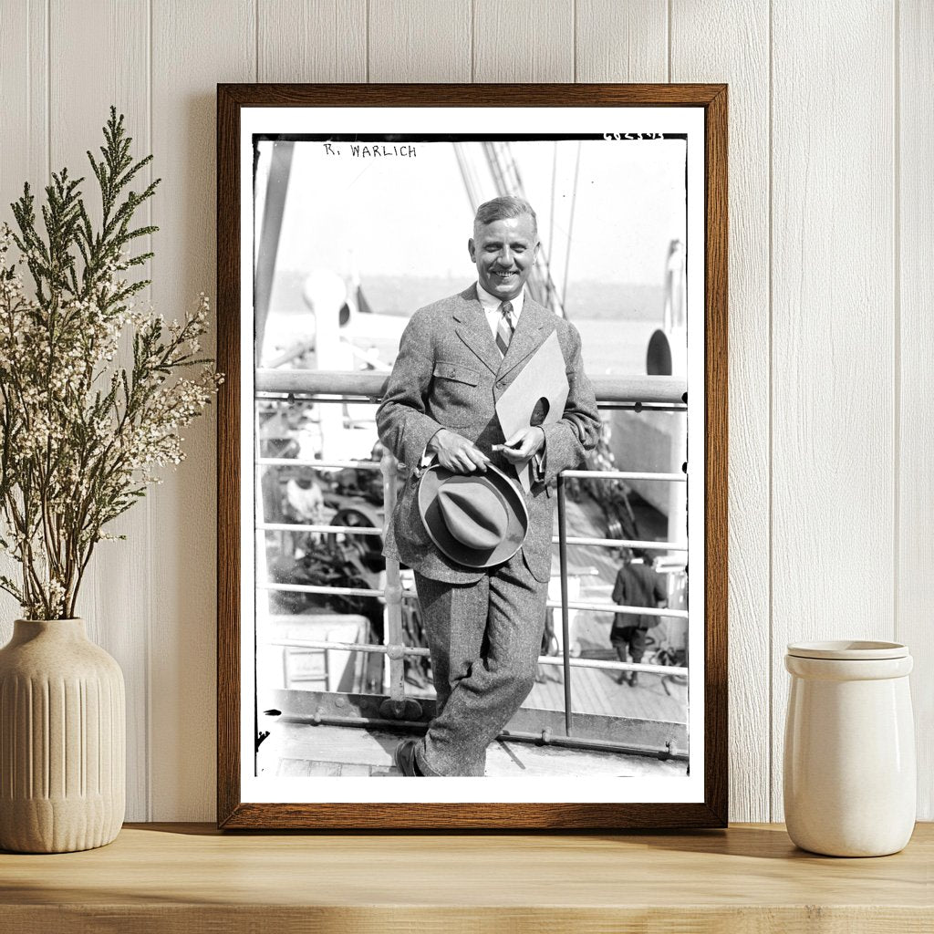 1920s Portrait of R. Warlich in Historical Context