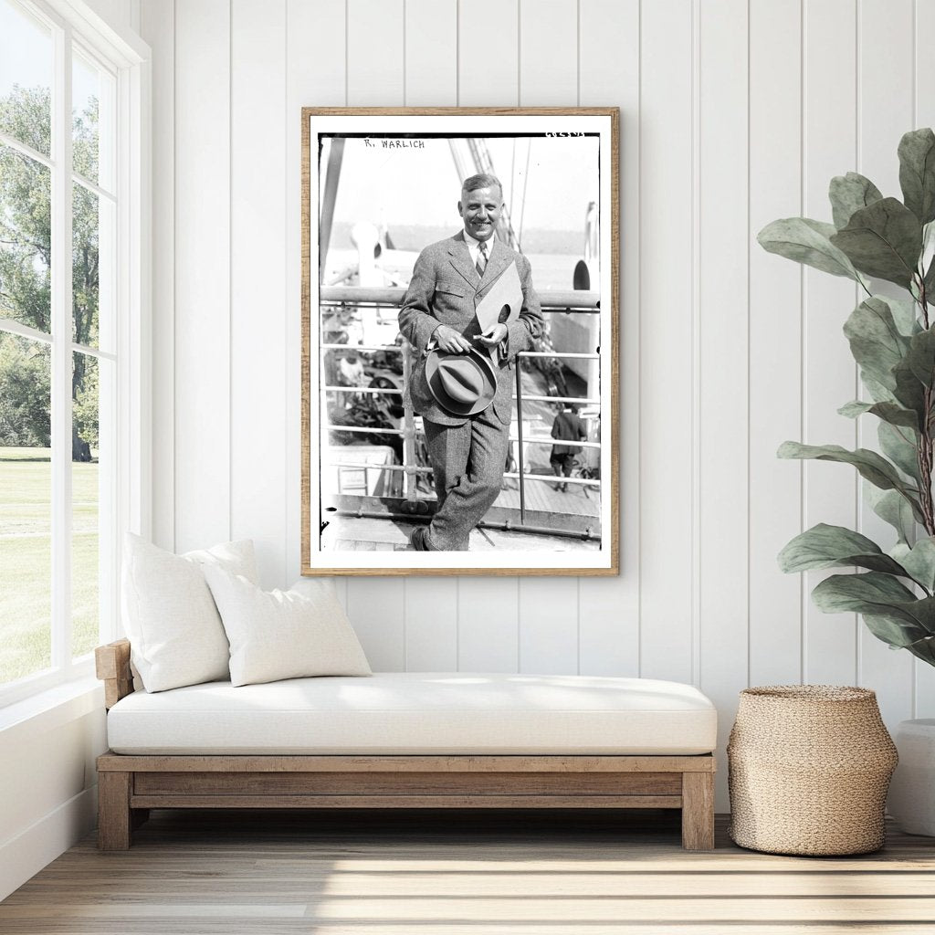 1920s Portrait of R. Warlich in Historical Context