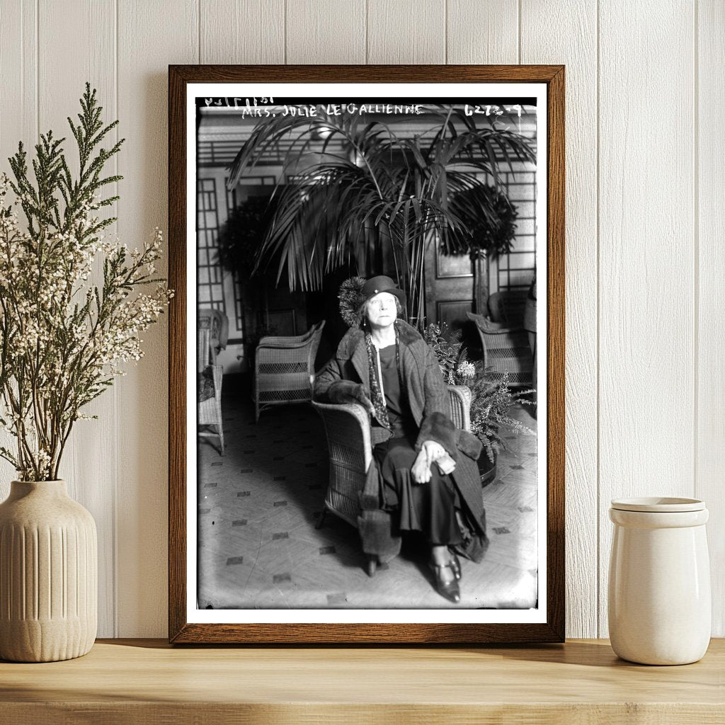 Vintage Portrait of a 20th Century Theatre Star