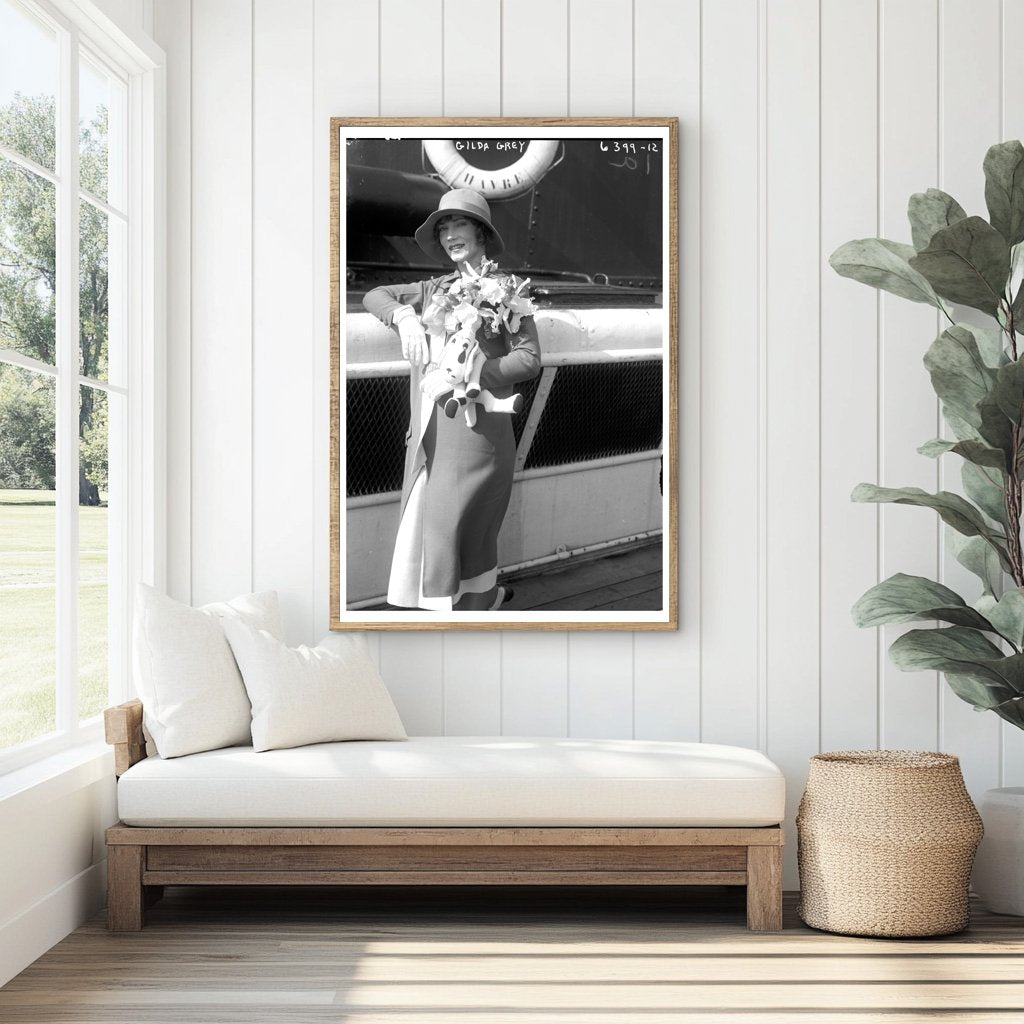 1925 Flapper Dancer Gilda Gray Captivating Pose